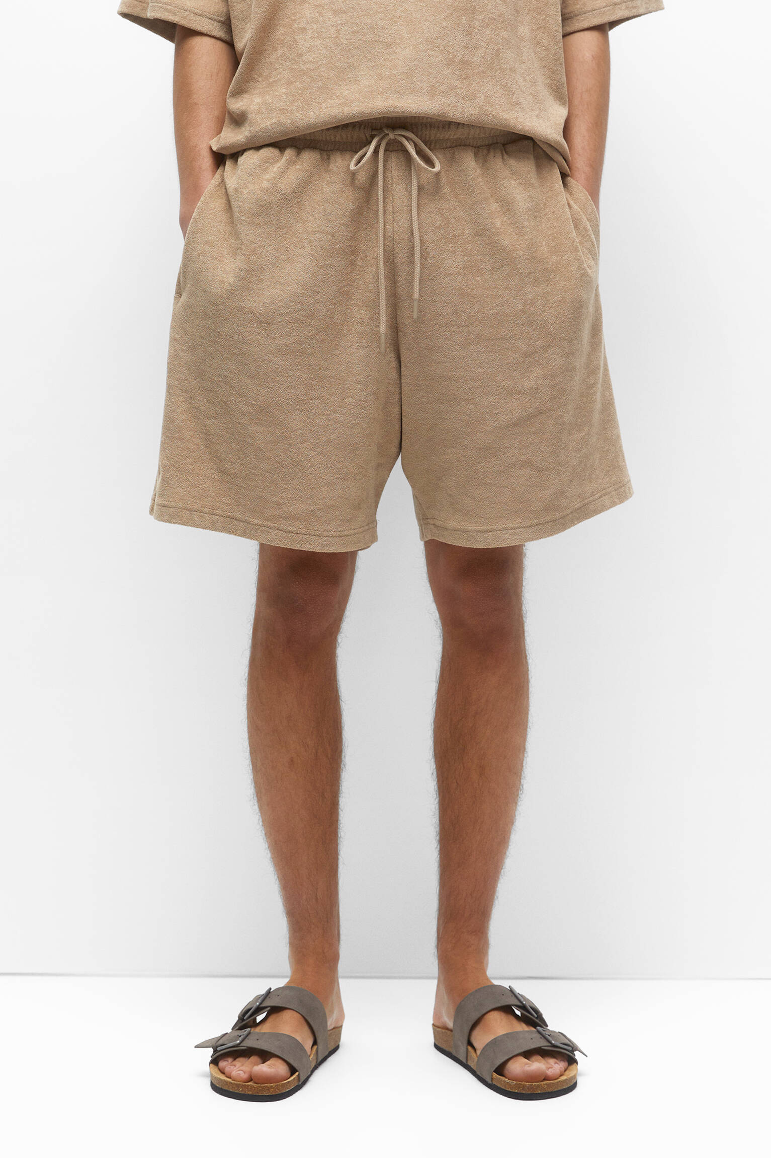 BERMUDA JOGGER - TAN