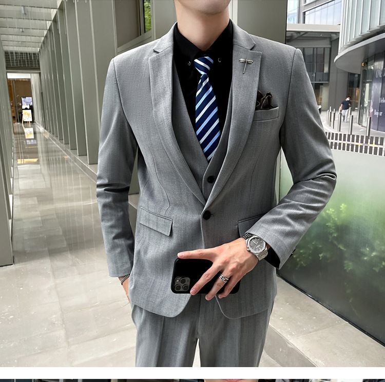 Sheck - Set: Gestreepte blazer + vest + pantalon