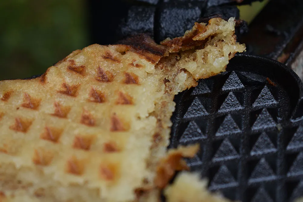 Hällmark Waffle Iron Grey