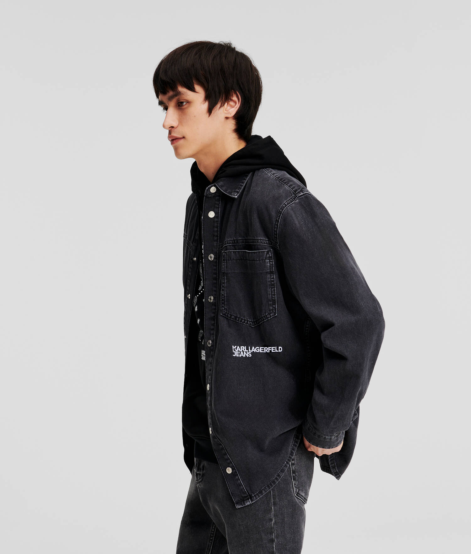 CHEMISE EN JEAN COUPE DROITE CLASSIQUE KLJ