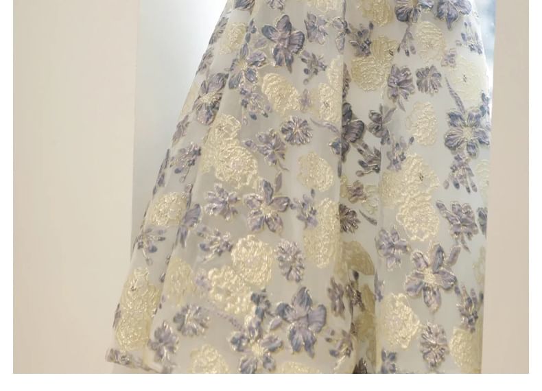 Saunderoll - A-lijn avondjurk met pofmouwen en off-shoulder bloemenjacquard