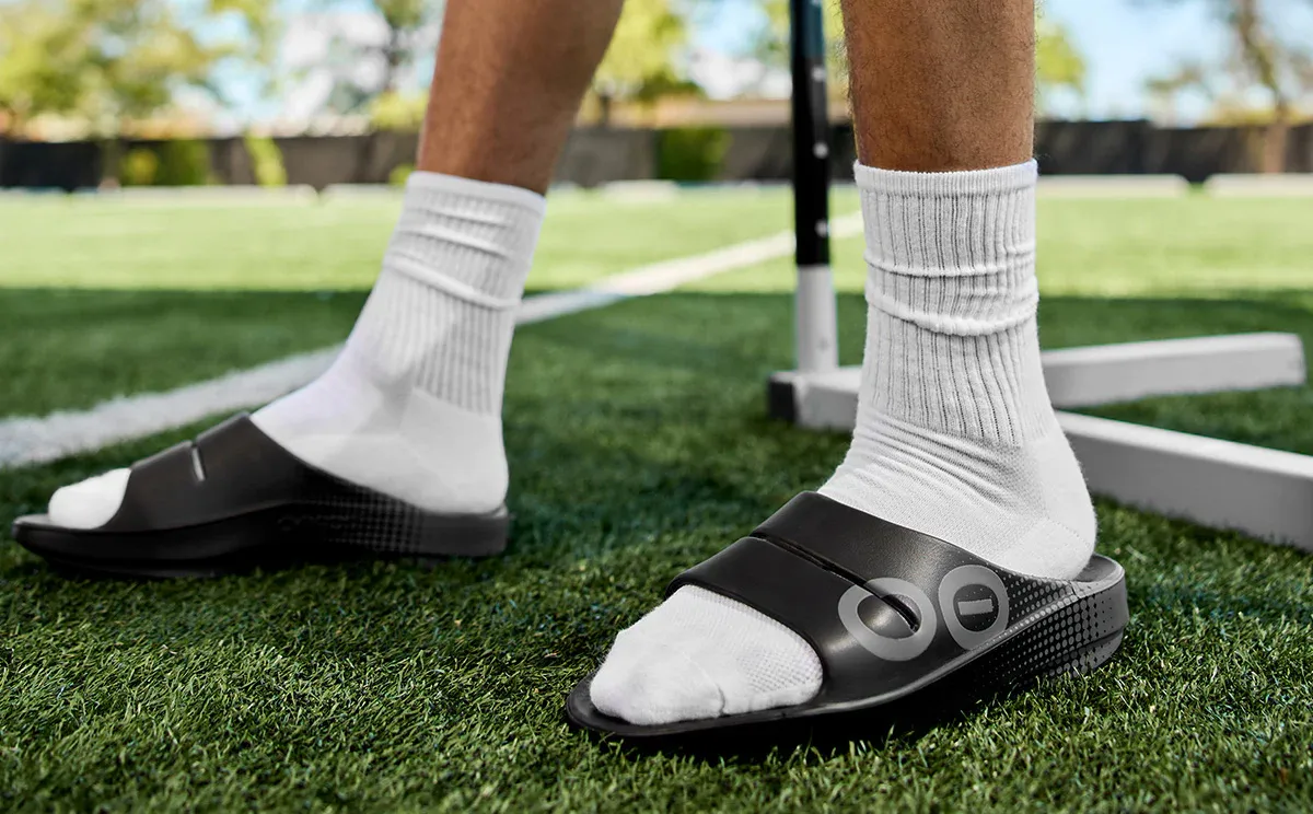 OOFOS OOahh Sport Slide Black Matrix