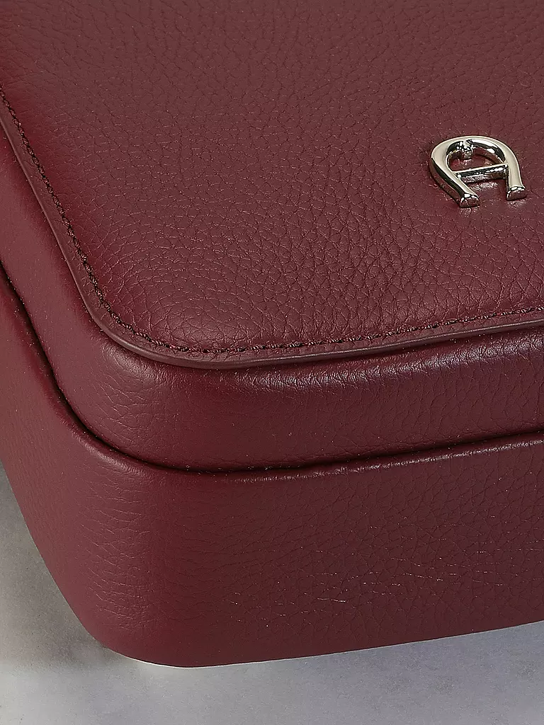 AIGNER Ledertasche - Umhängetasche ZITA SLING CROSSBODY dunkelrot