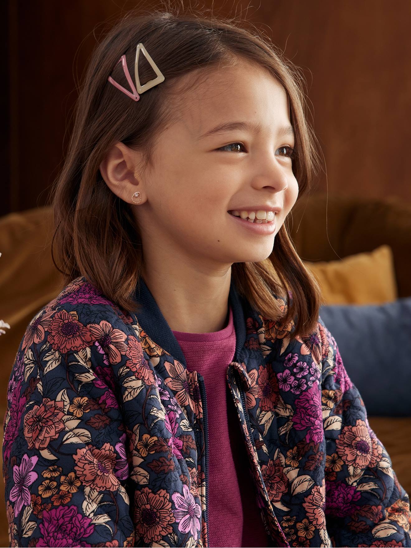 Jaqueta bomber acolchoada azul-escura com estampa floral para meninas