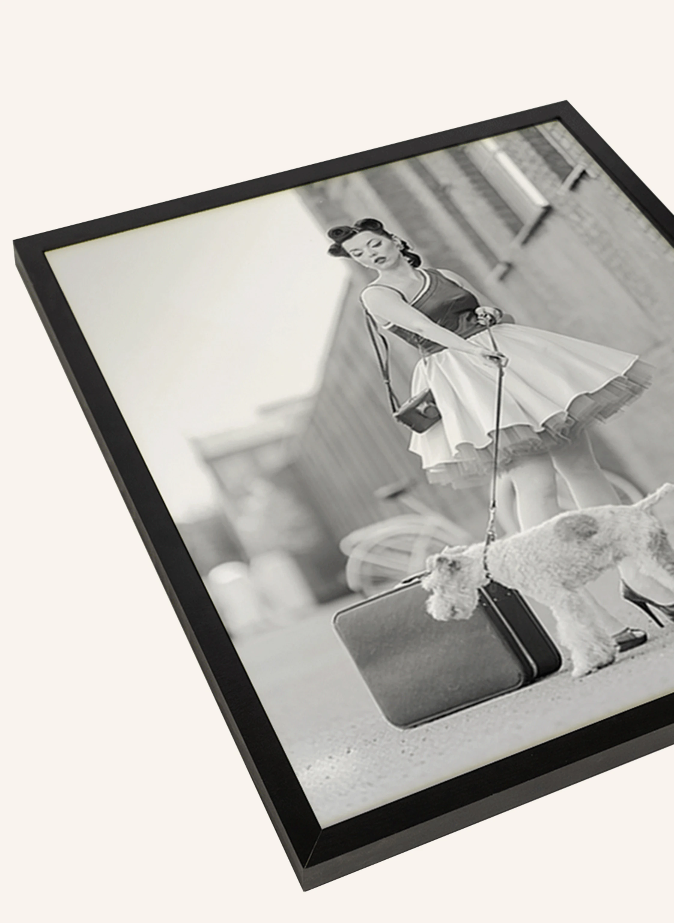 Liv Corday Wandbild STILVOLLE FRAU mit Rahmen