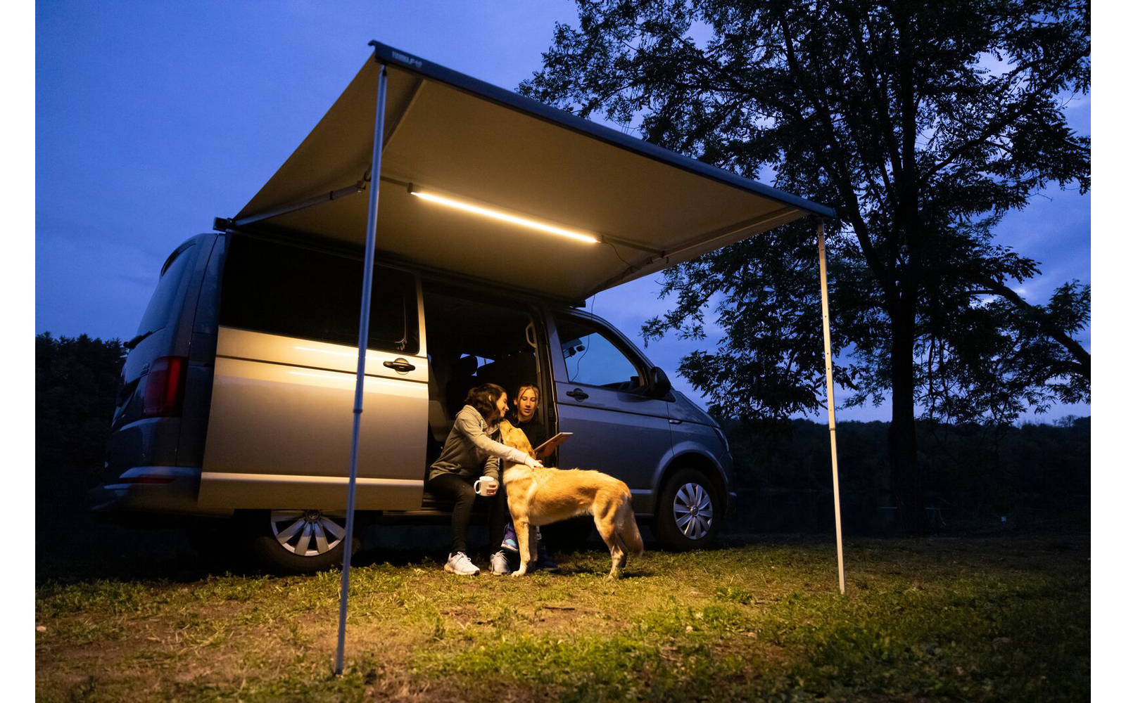 Fiamma Rafter LED F40van Spannstange mit LED Leiste für Markise F40 van