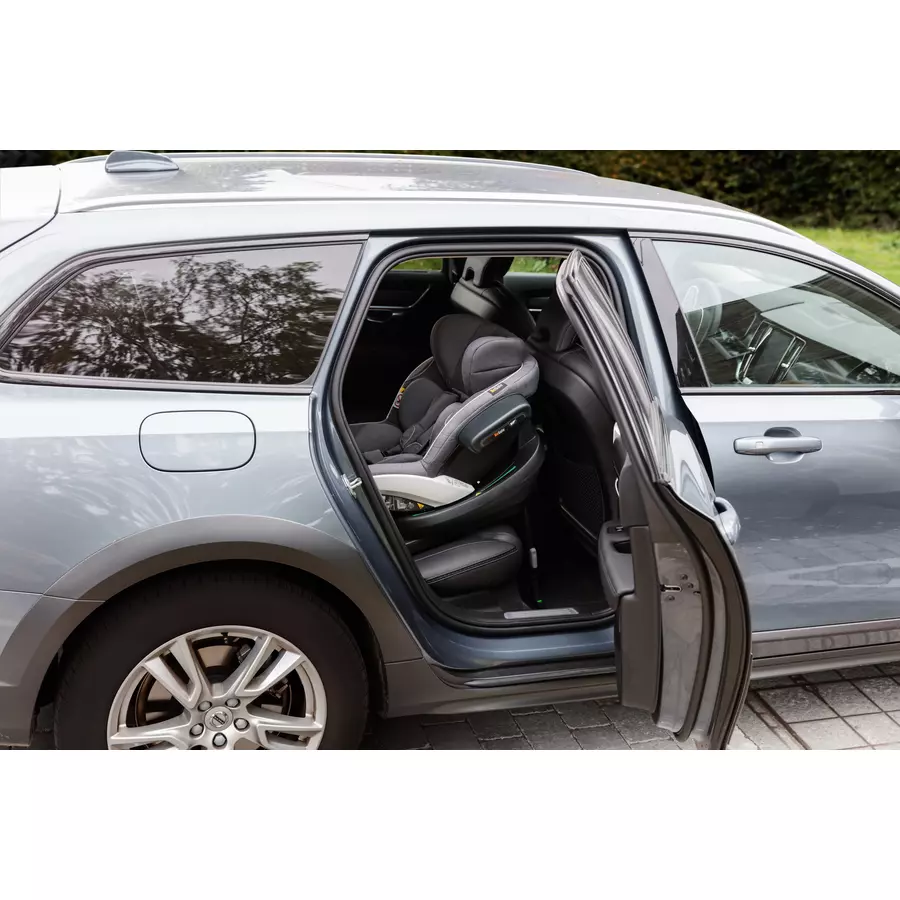 BeSafe Reboarder iZi Modular X1 Black Cab Set mit iZi Modular Base i-Size