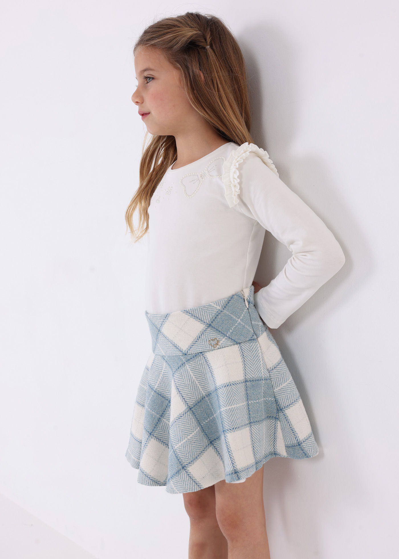 Camiseta Better Cotton com apliques para meninas - menina