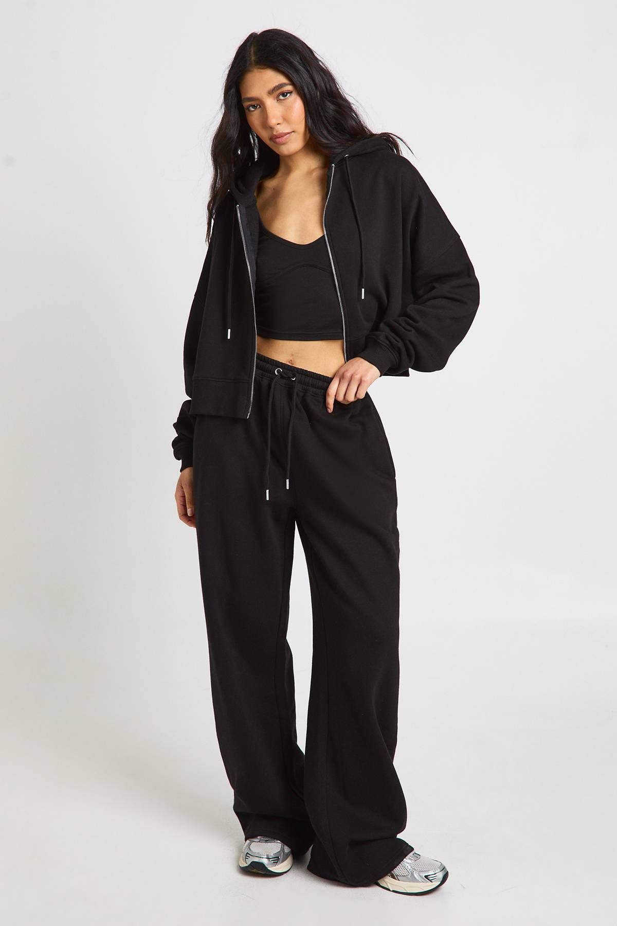 boohoo Ensemble de Jogging 3 Pièces à Casynthétiqueche avec Crop Top et Détails de Coutures Tall