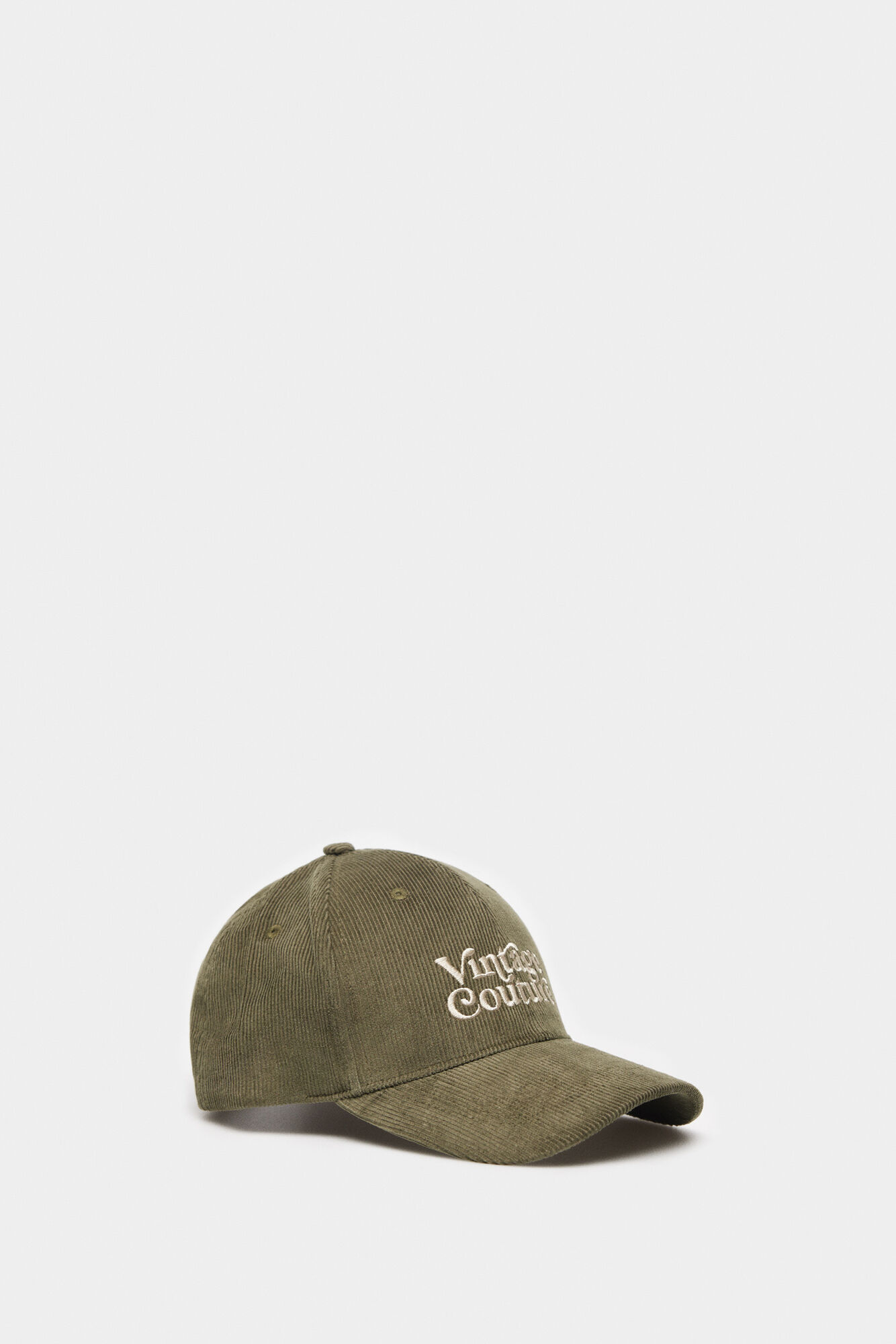 Boné de veludo cotelê bordado