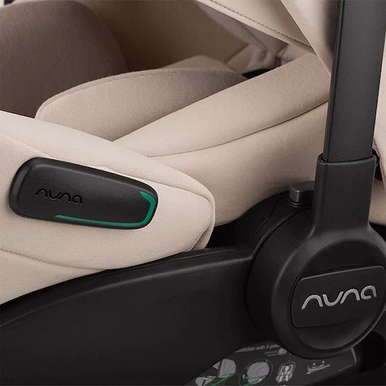 Siège auto arra™ flex   10267256-3        de               Nuna