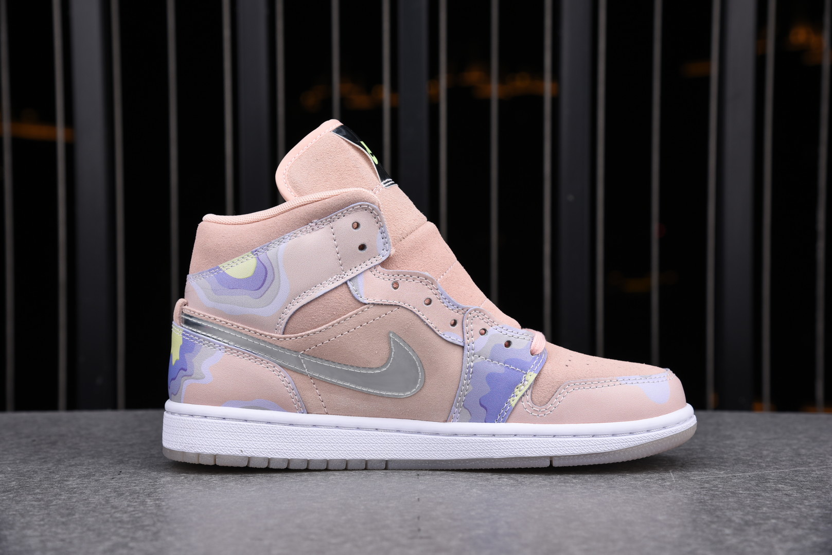 Jordan 1 Mid SE P(HER)SPECTIVE (Women Size!!)