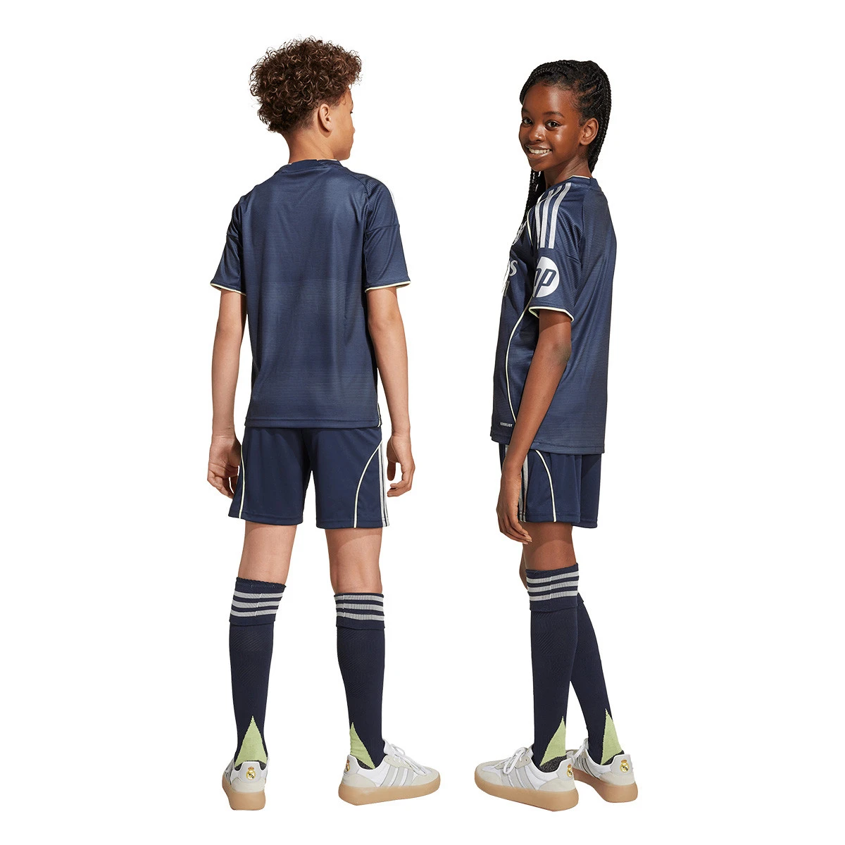 Conjunto adidas Real Madrid Segundo Equipamento 2025-2026 Criança