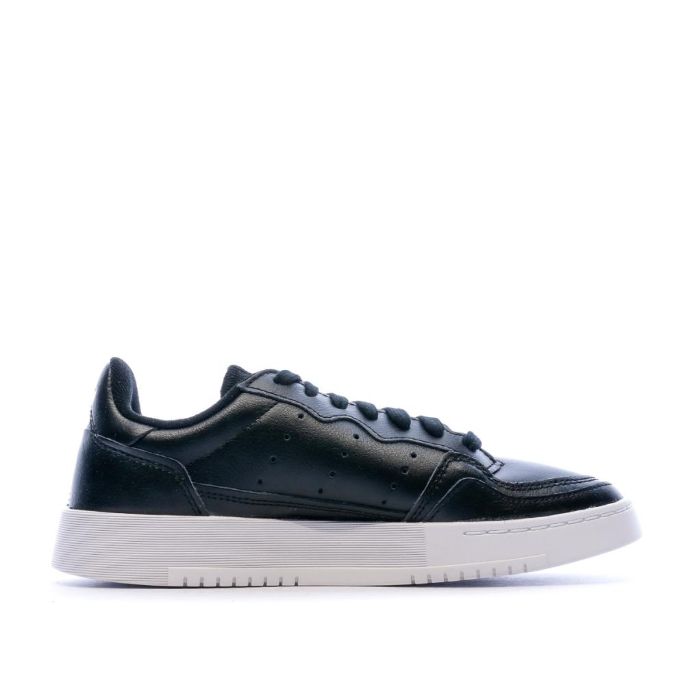 Adidas Baskets noires femme Adidas Supercourt J