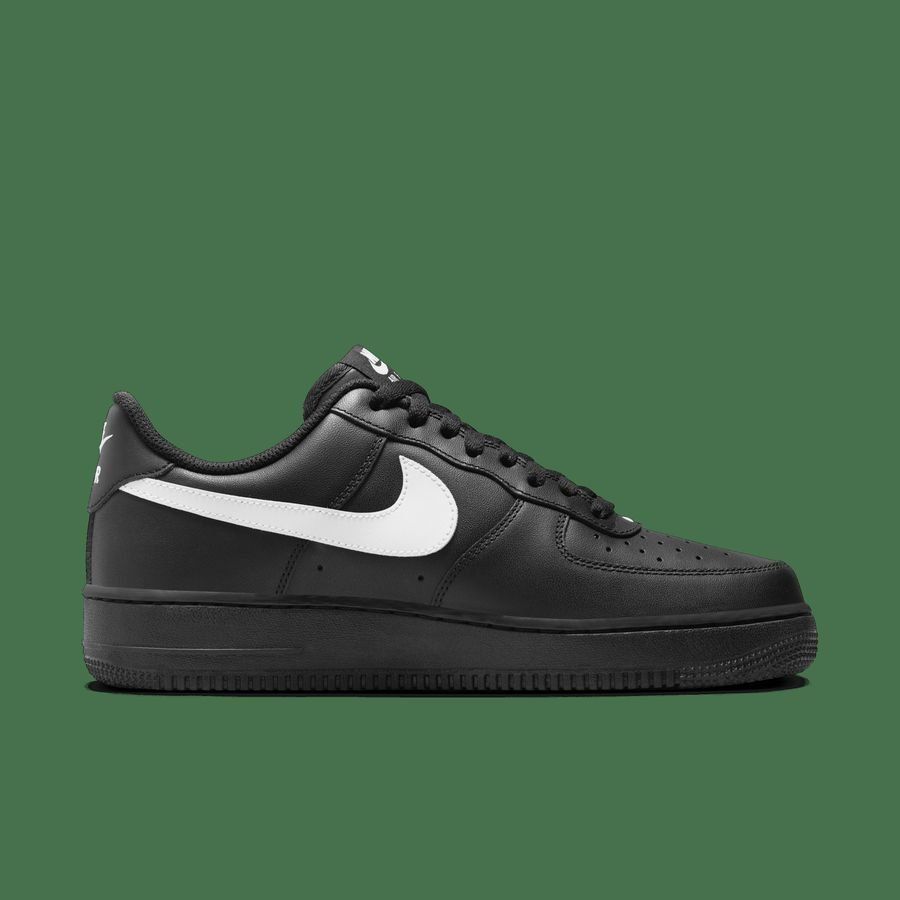 Nike Air Force 1 '07