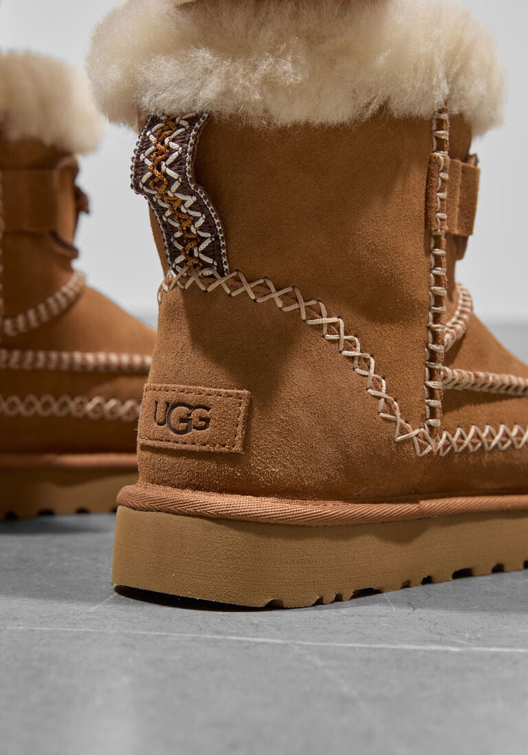 camel ugg vachtlaarzen classic mini alpine