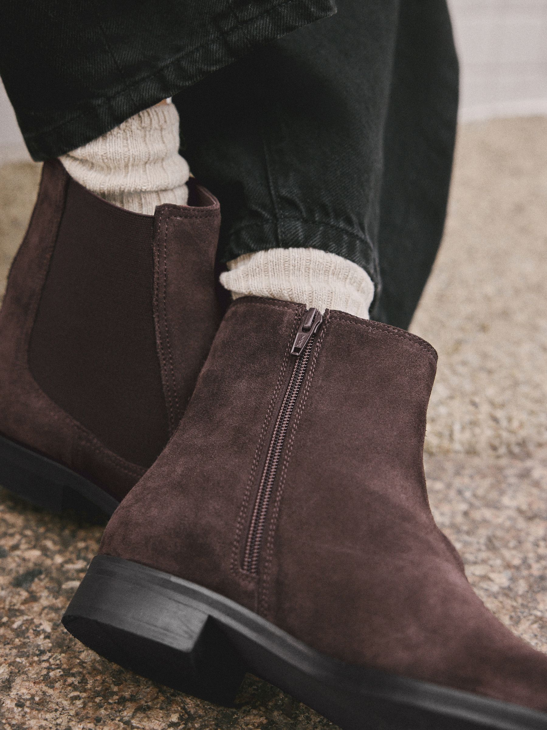 Chocoladebruin suède - Forever Comfort® Chelsea-enkellaarzen