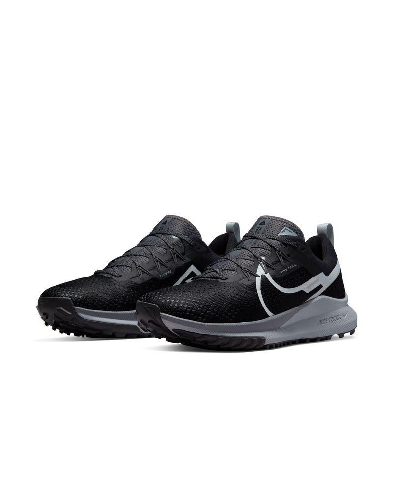 Chaussures de trail Nike Pegasus Trail 4 Noir & Gris pour homme