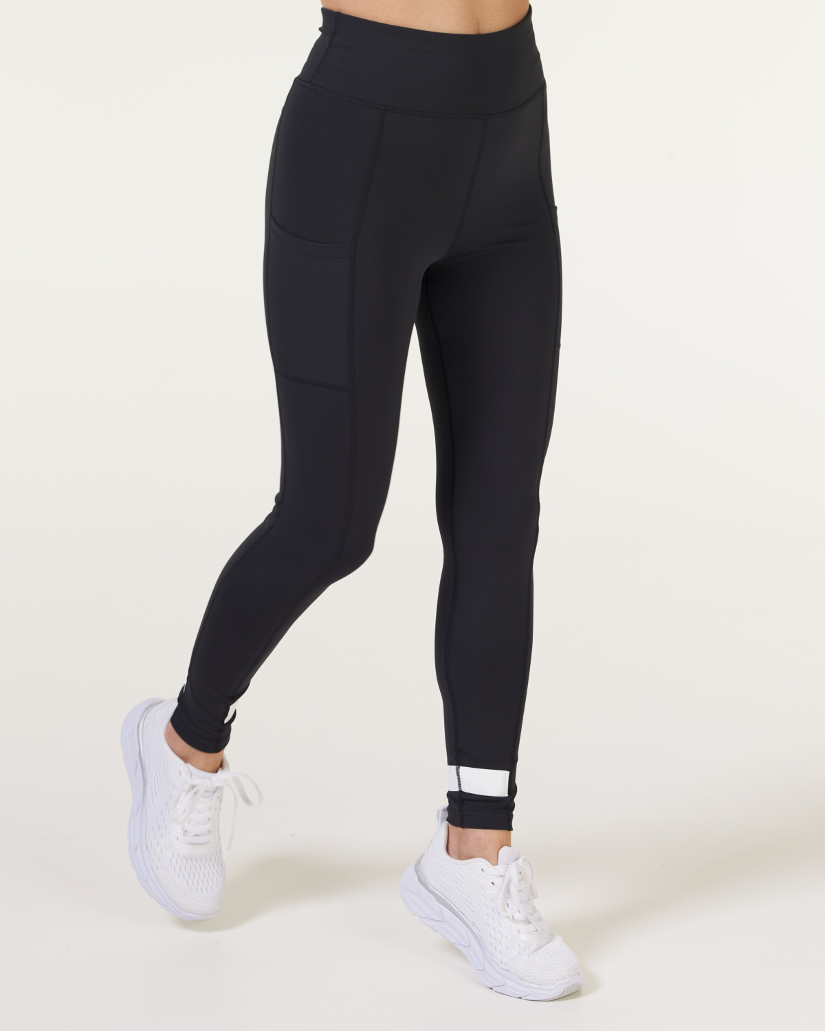 LEVITY Ultra Run Tights Black