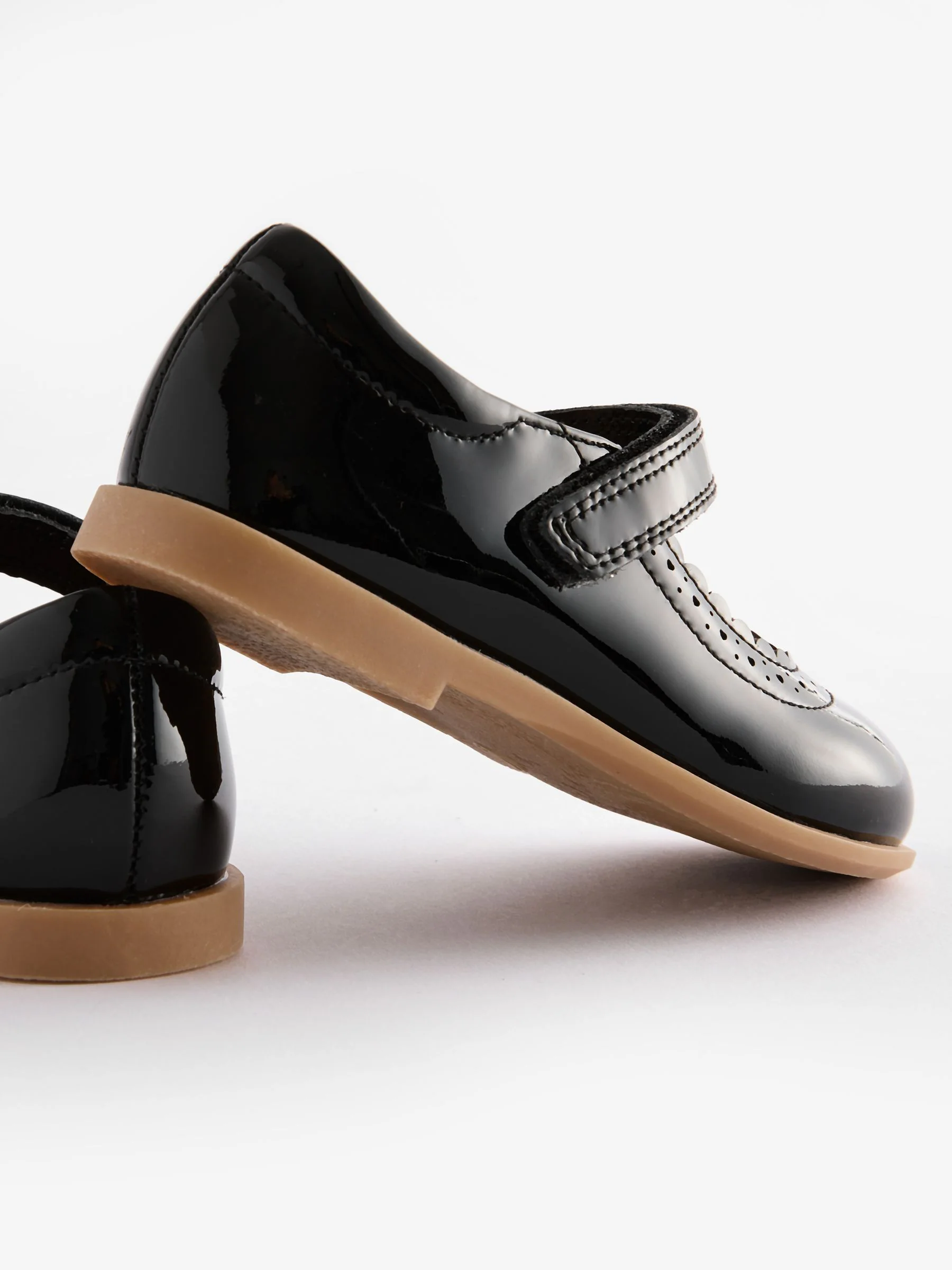 Zwart - Leren brogue schoenen met klittenbandsluiting