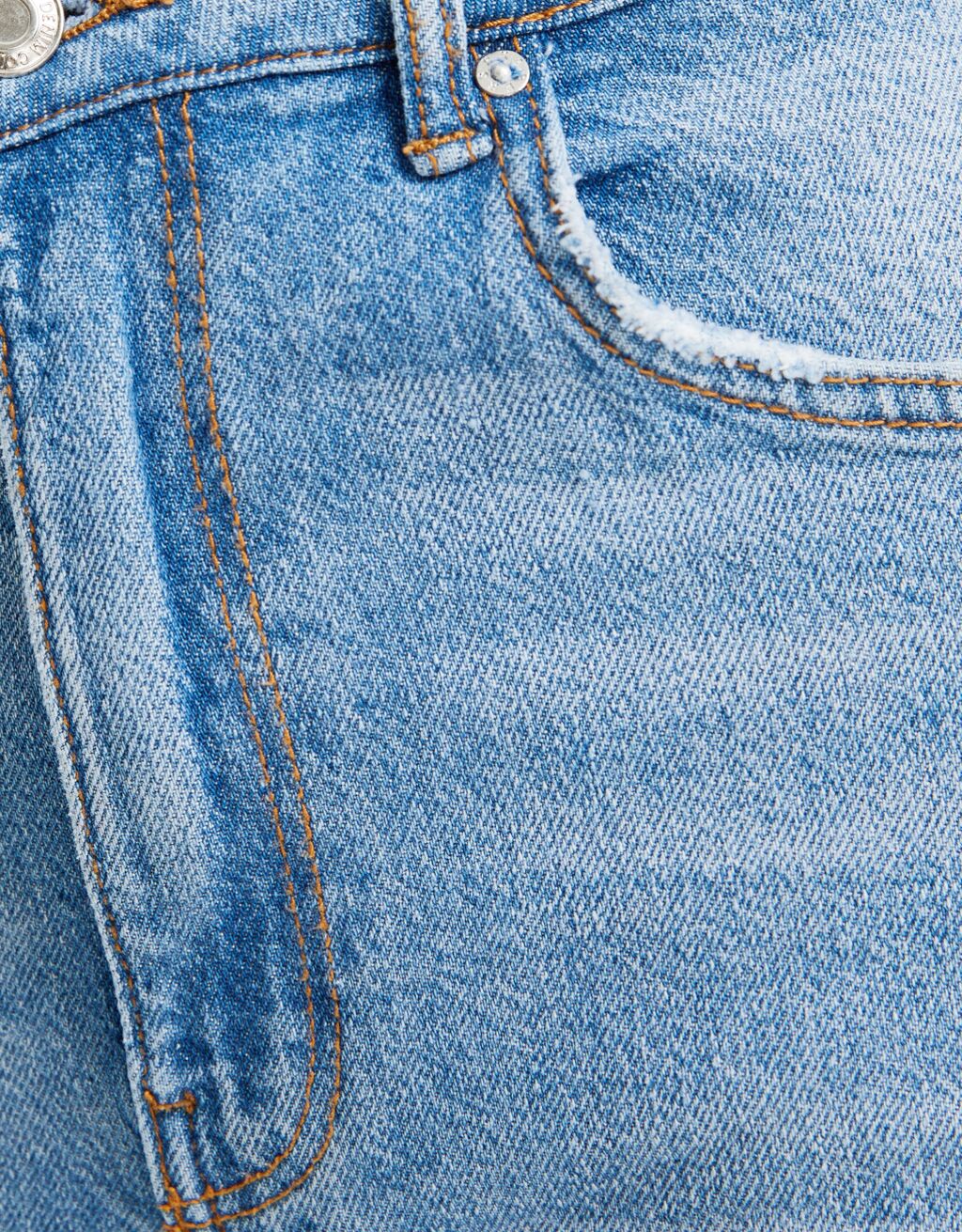 calças jeans confortáveis de mãe