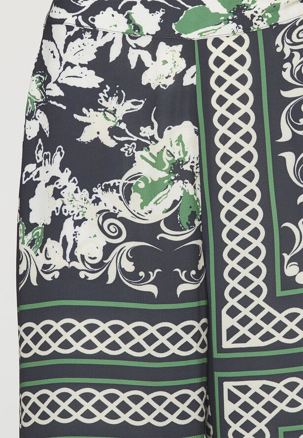 Love&Divine love1024-30 Scarf print