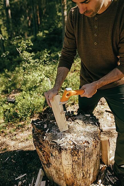 FISKARS - HACHE DE RANDONNEE X 13 ULTRA LEGERE