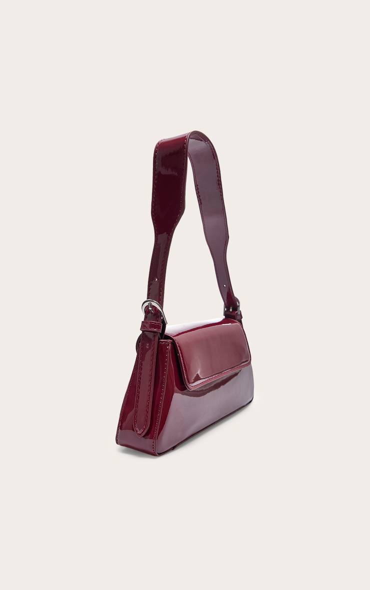 Rouge Bordeaux Sac À Bandoulière Trapèze En Cuir Verni