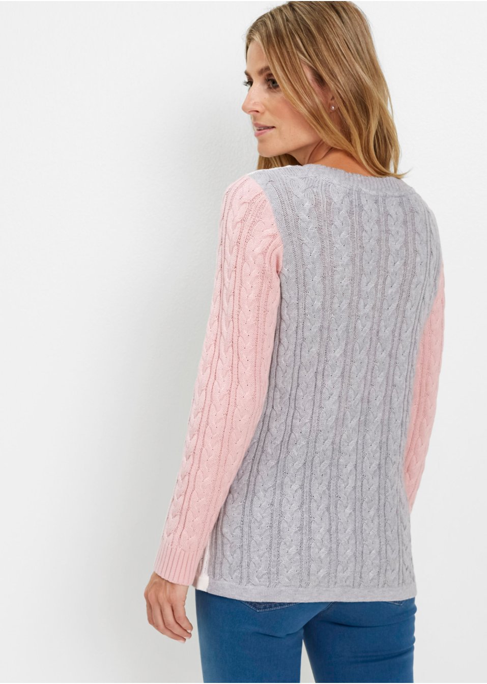Pull à motif torsadé