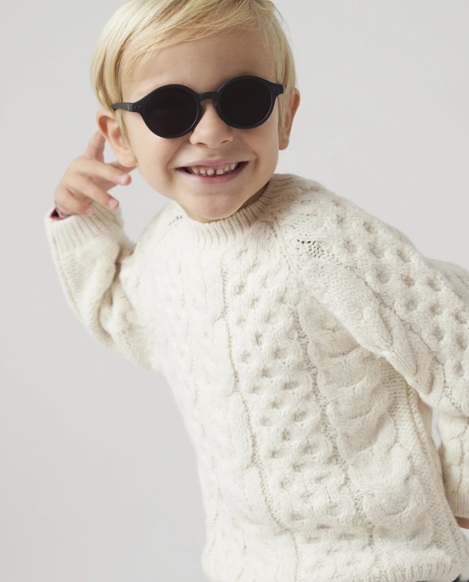 Izipizi Kids Plus #D<br>Beskyttelse og stil for de minste! Fra 3-5år