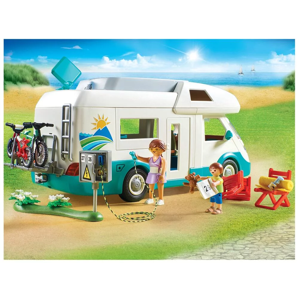 FAMILLE ET CAMPING-CAR - 70088