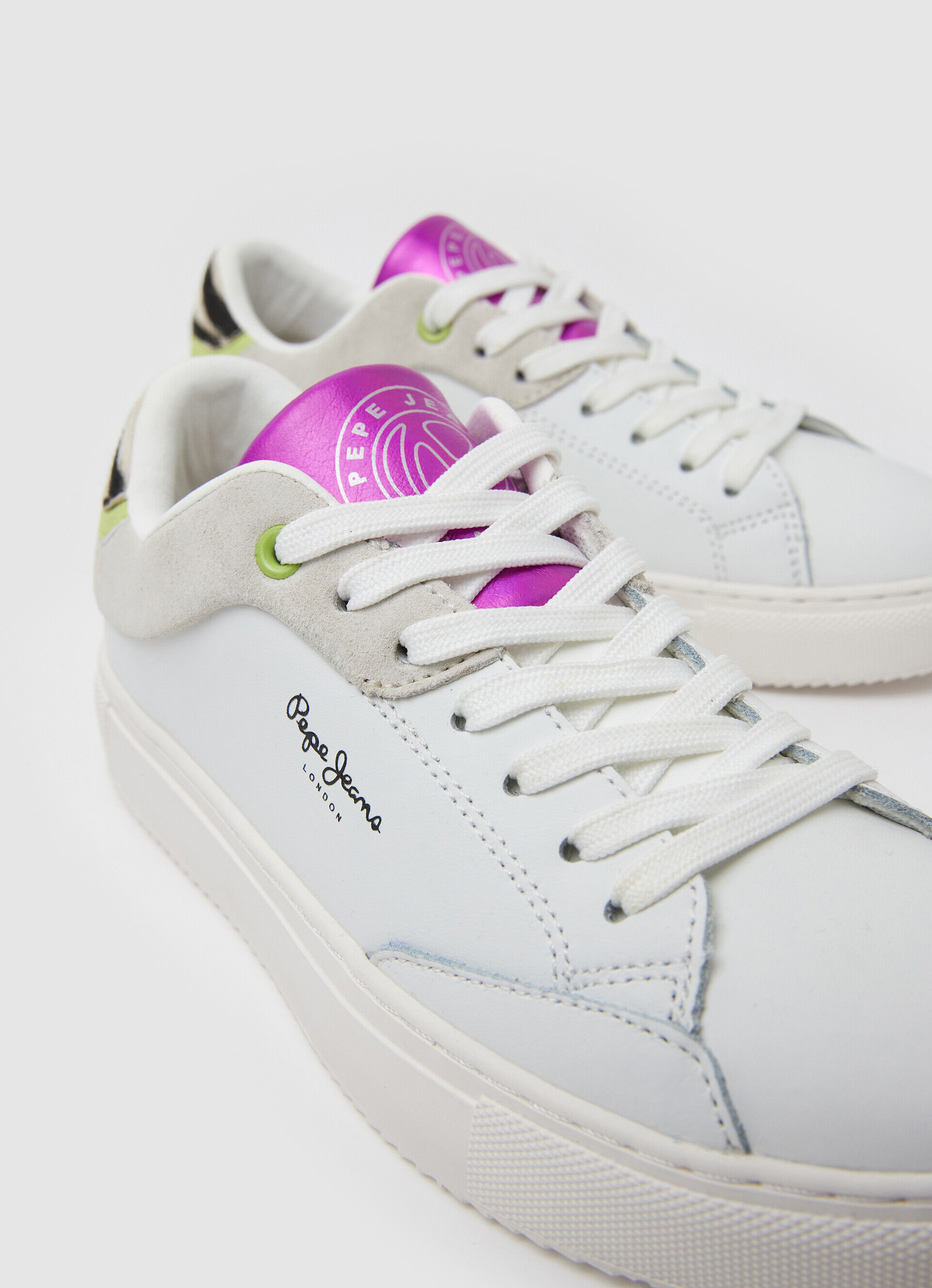 Tênis Adams Ari Basic - branco