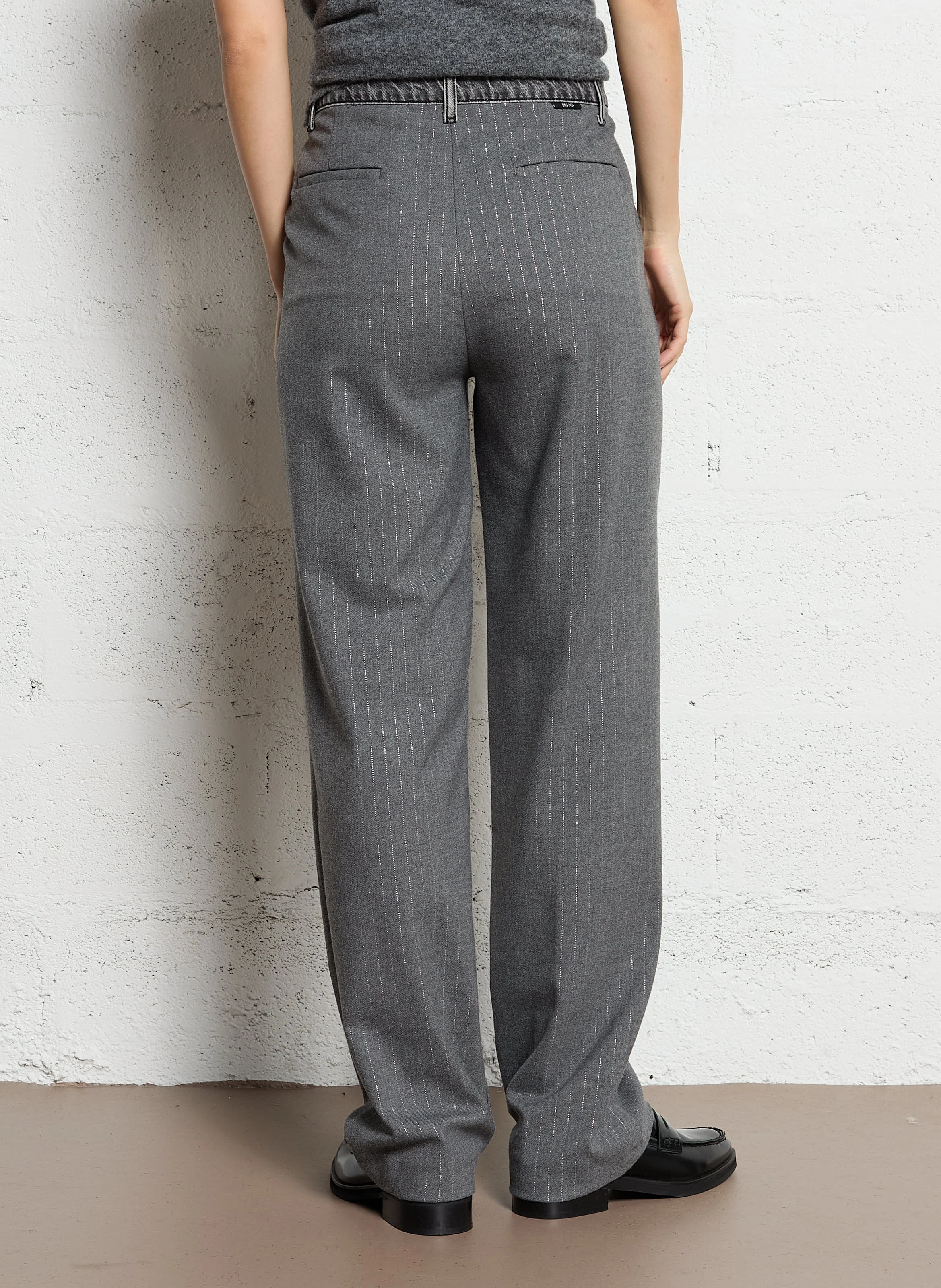Pantalon droit rayé | Gris