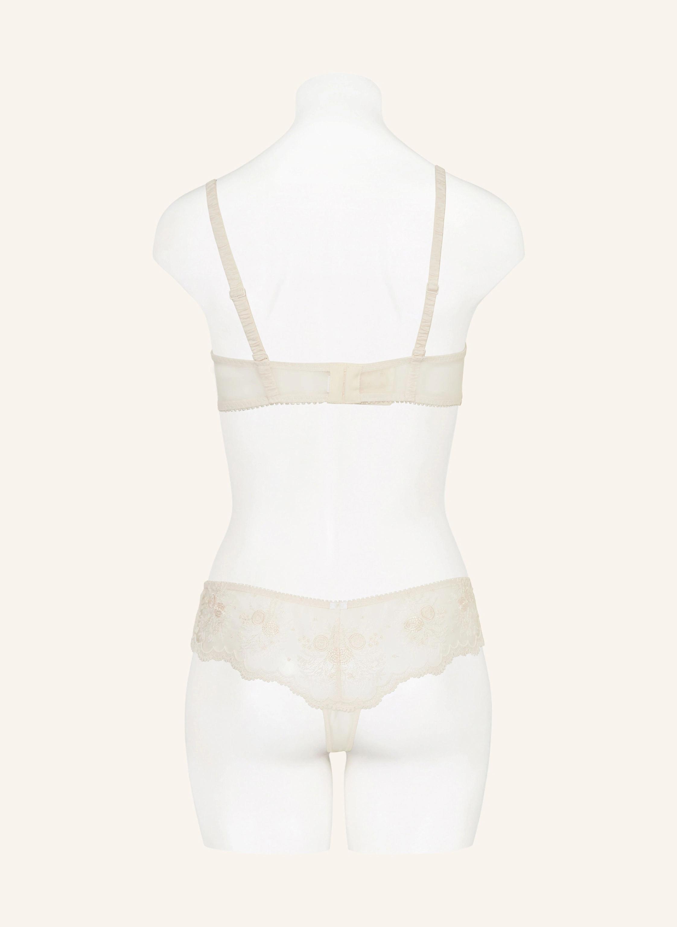 SIMONE PÉRÈLE String INTRIGUE