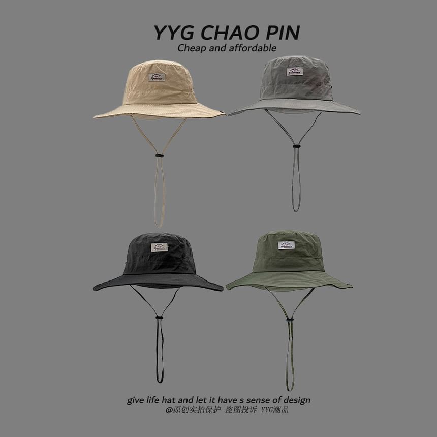 Alpha Kiss - Letterapplicatie Boonie Hat