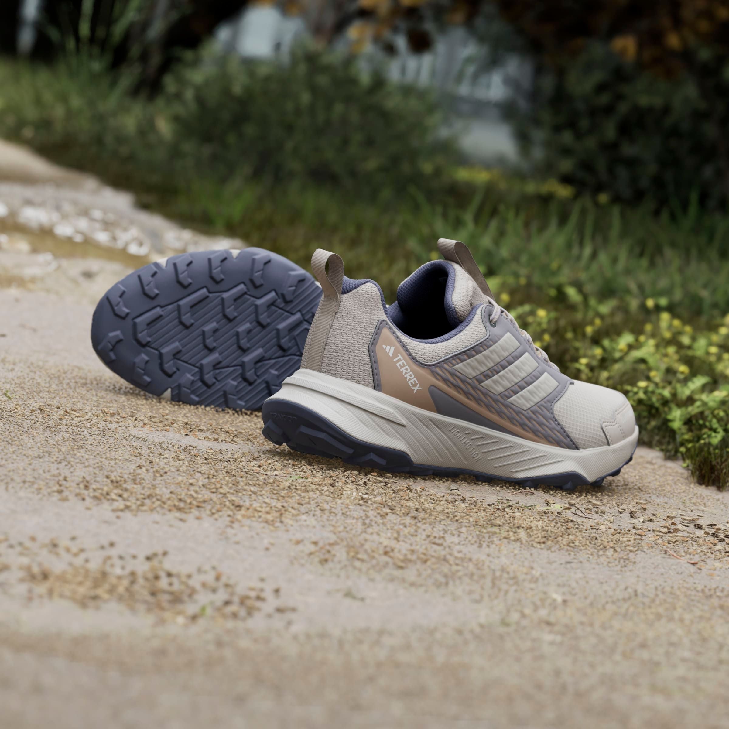 adidas TERREX Trailrunningschuh »TRACEFINDER 2 CLIMAPROOF«  Trail-Runningschuhe
