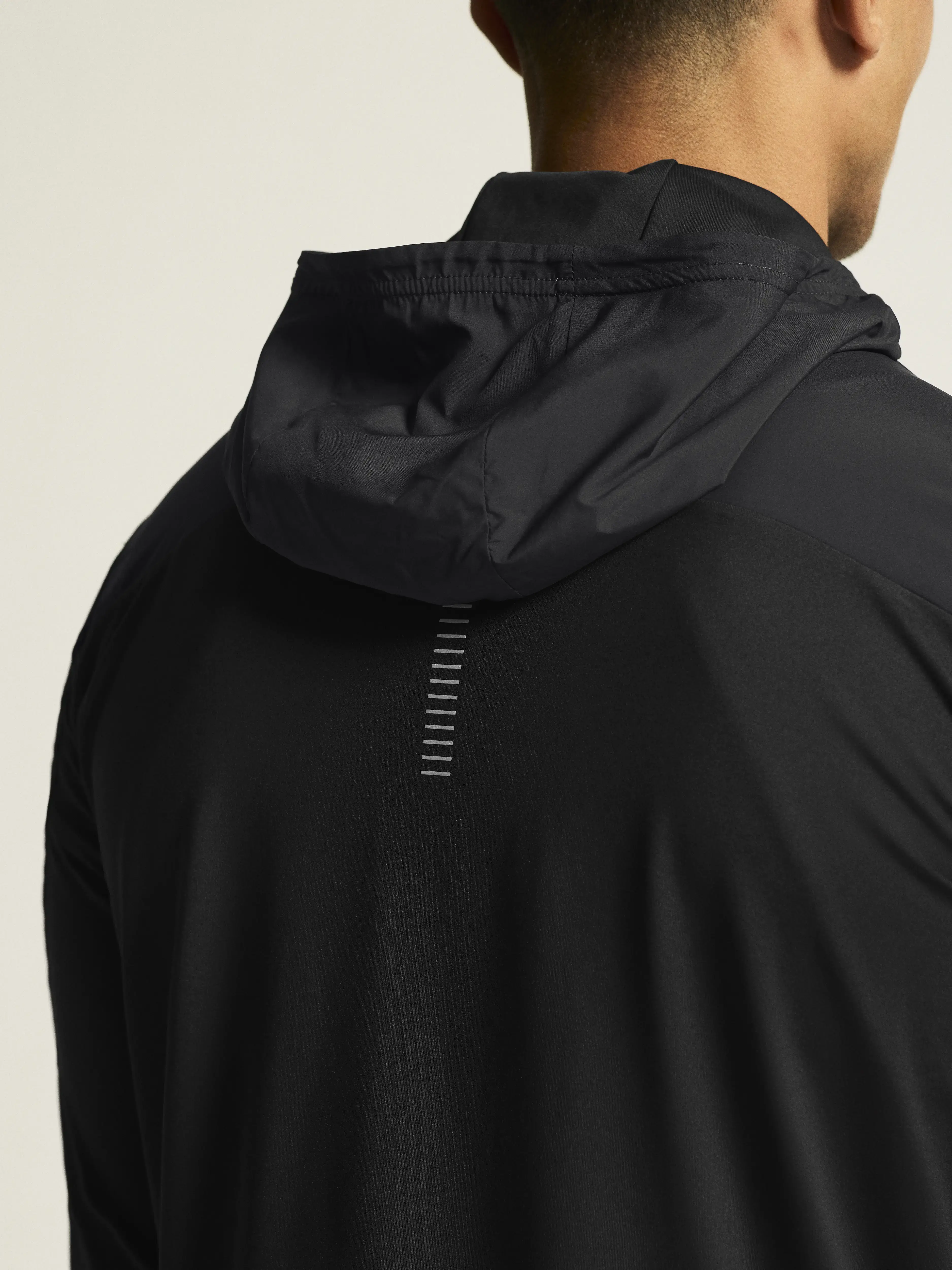Craft ADV Essence Hood 2 Hardloopjack Zwart Heren