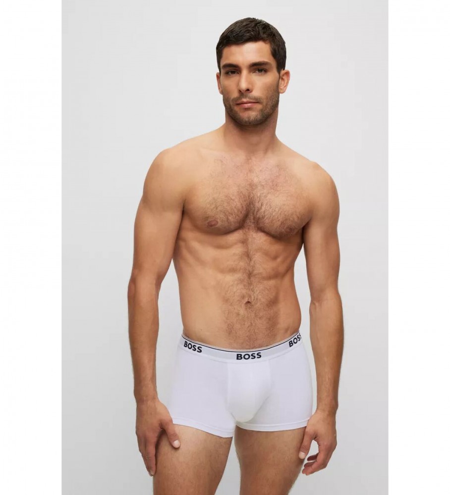 Pacote com 3 cuecas boxer BOSS: preta, cinza e branca.