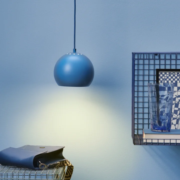 Frandsen - Ball Pendelleuchte Ø 18 cm, mint glossy