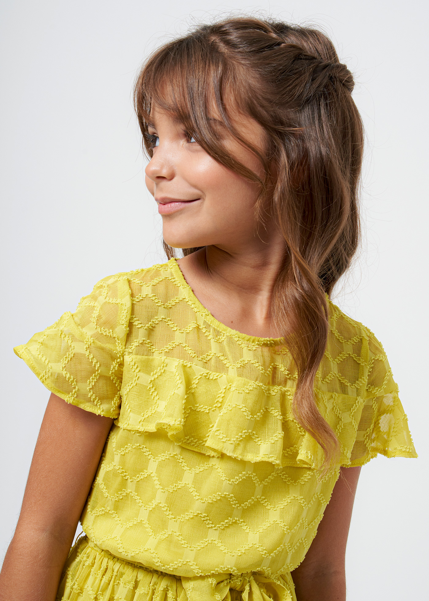 Vestido de chiffon infantil, cor pistache.