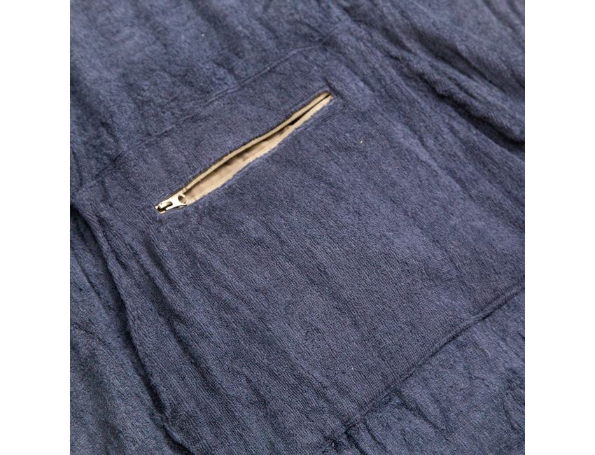 Armstrong Foils Poncho