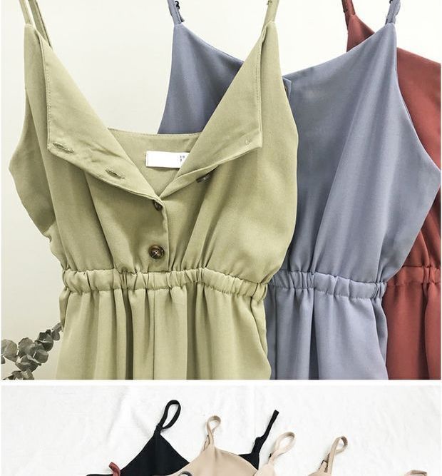 Pinatra - Chiffon jumpsuit met spaghettibandjes en wijde pijpen