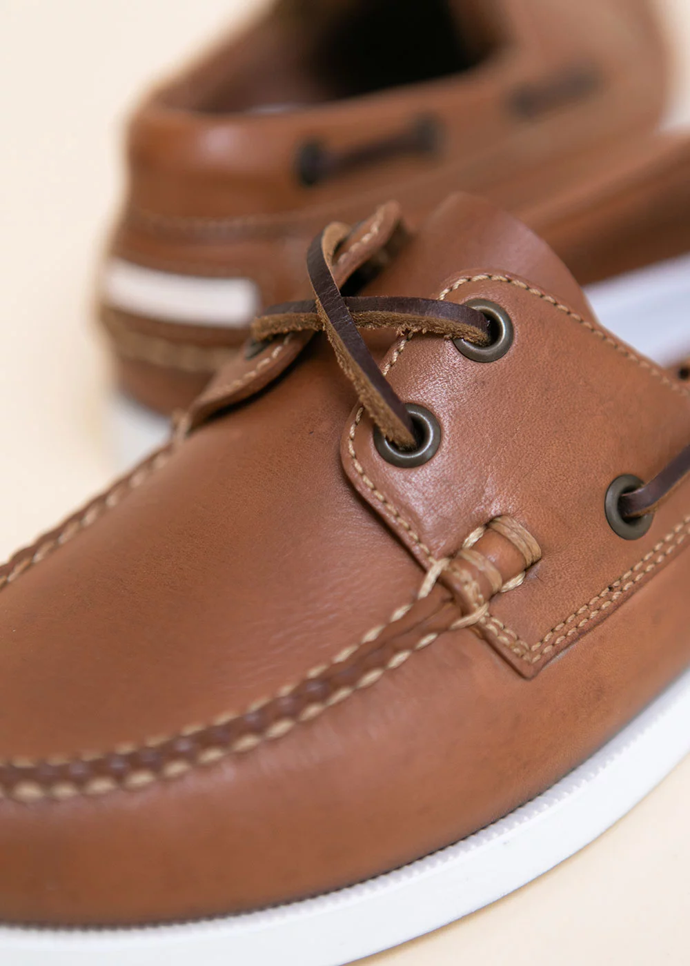 MOCASSIN BOAT SHOE CUIR GOLD