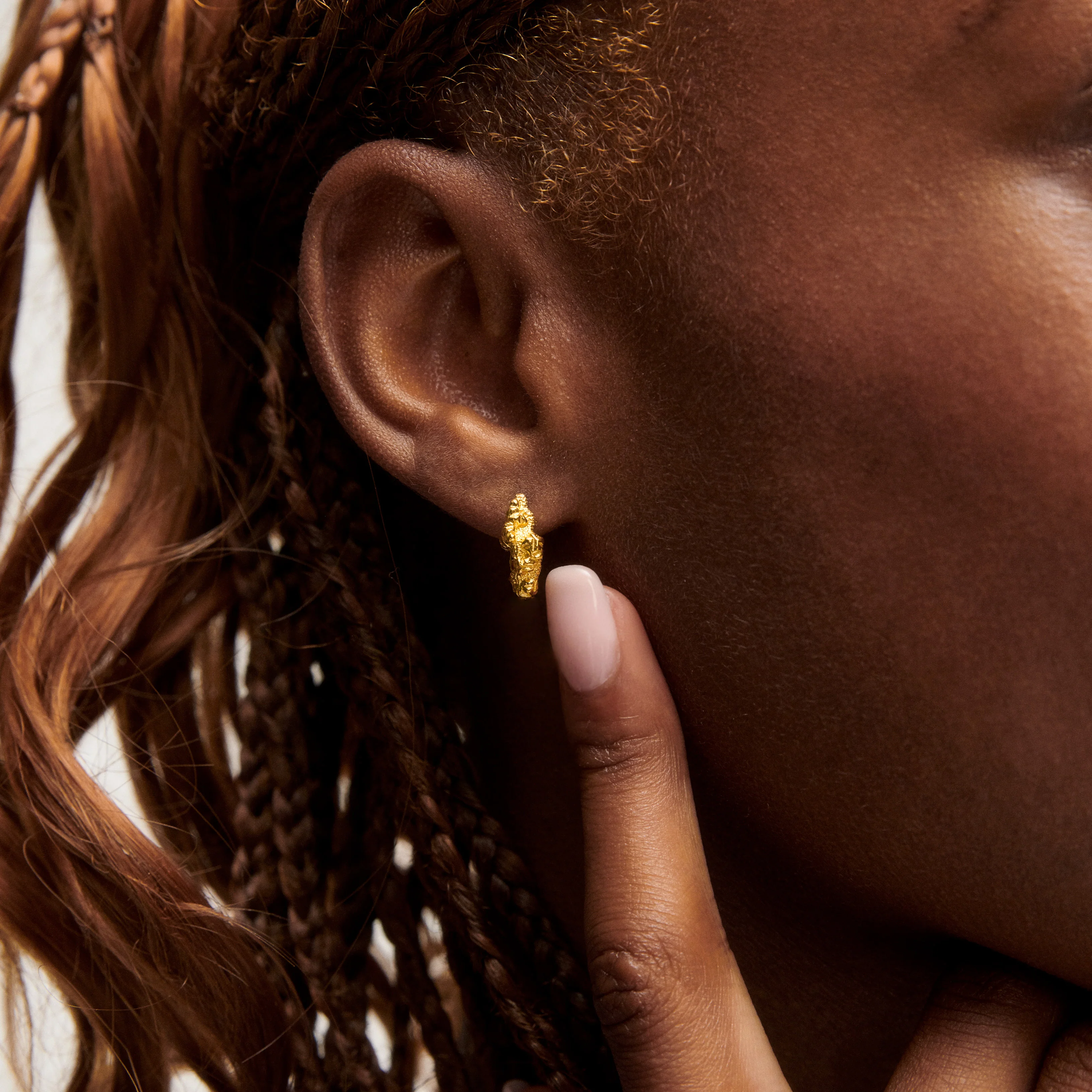 Camille Brinch  Levitate Crush hoops, lille - forgyldt