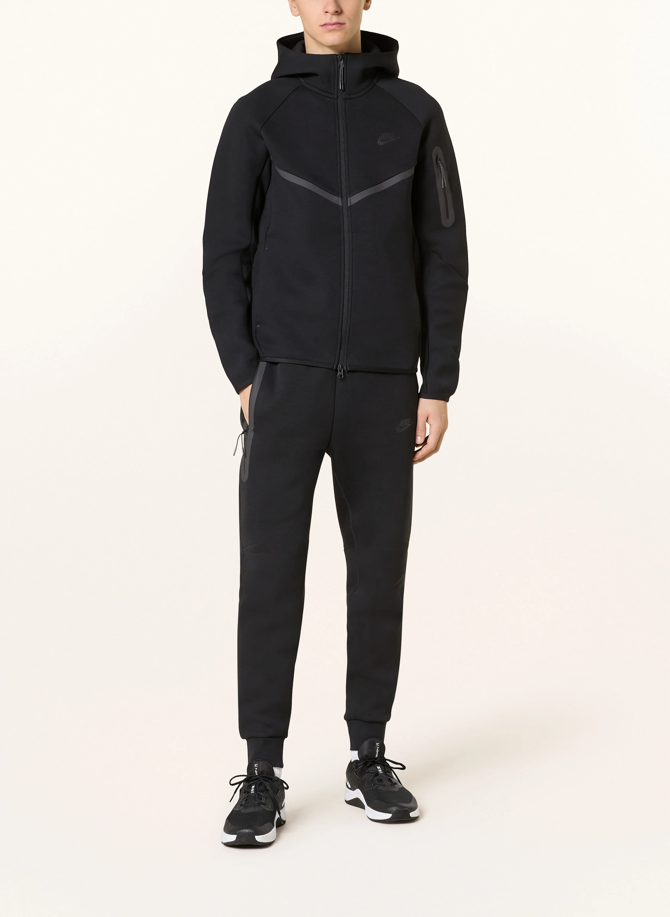 Nike Hoodie TECH FLEECE