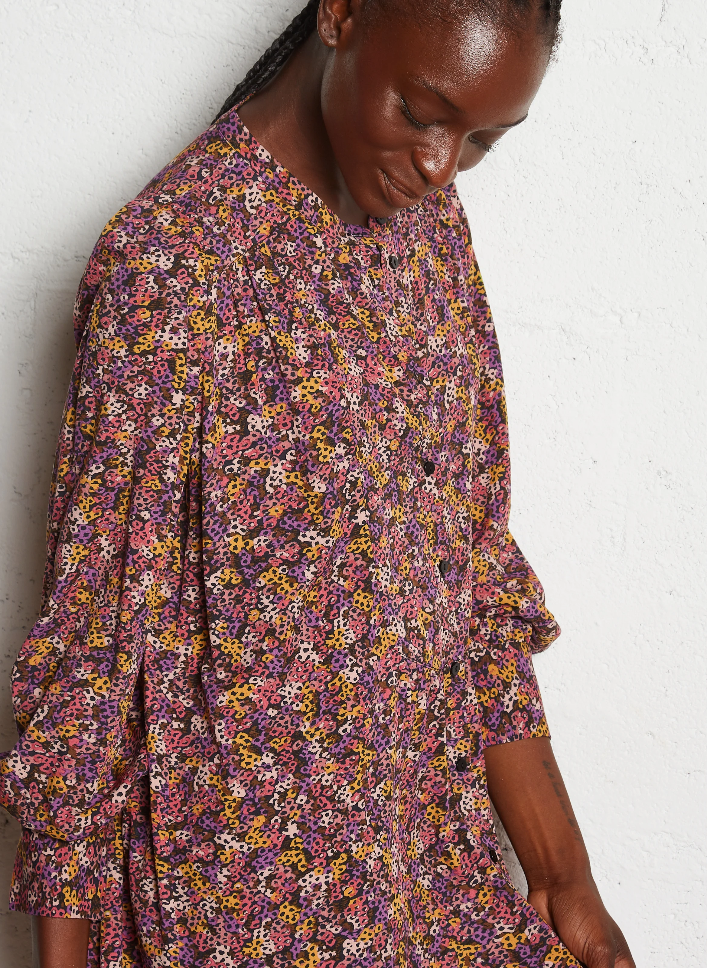 TAMEO - Robe longue col rond à imprimé fleuri | Multicolore