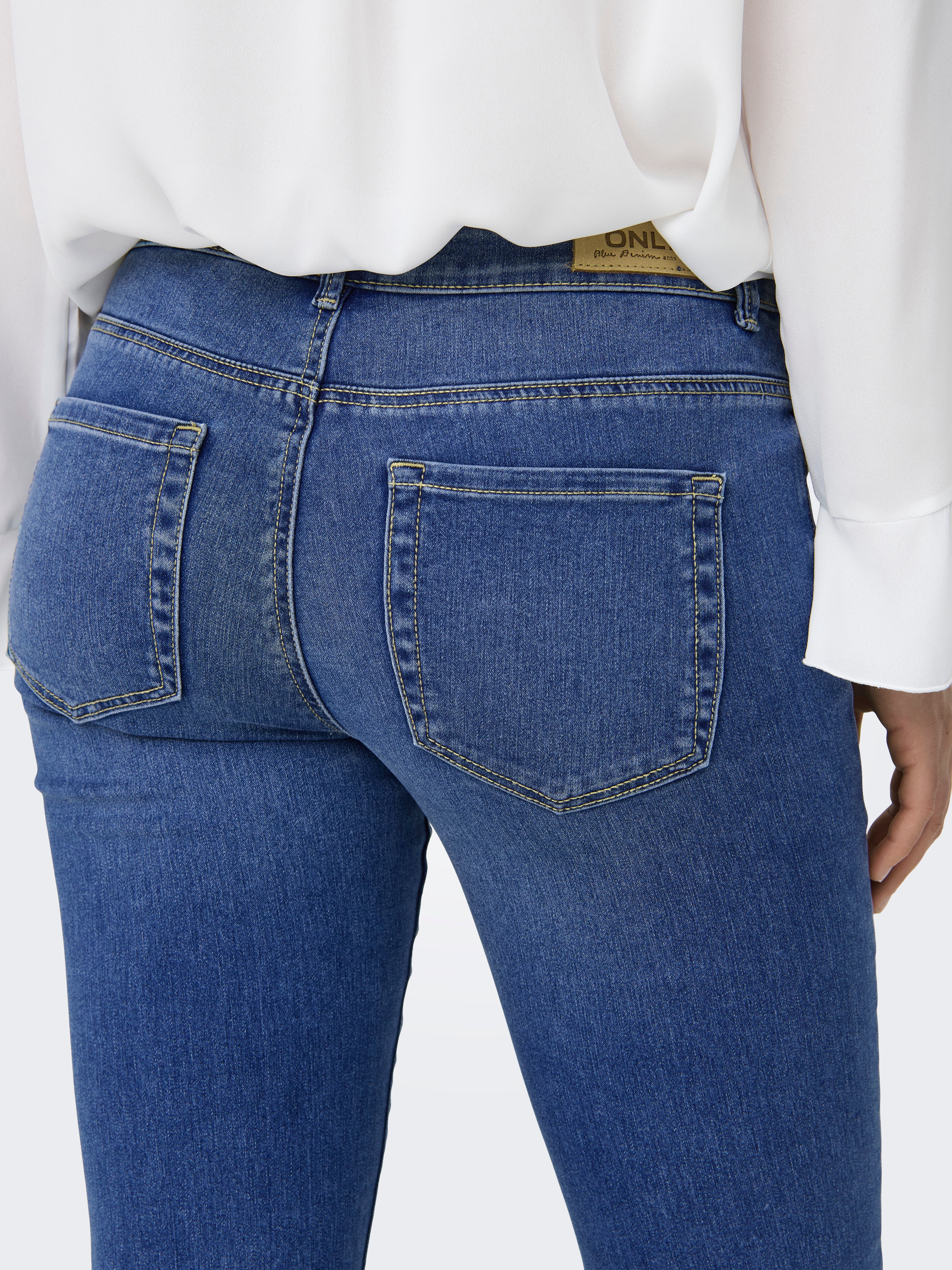 ONLREESE Mittlere Taille Ausgestellt Jeans Light Medium Blue Denim