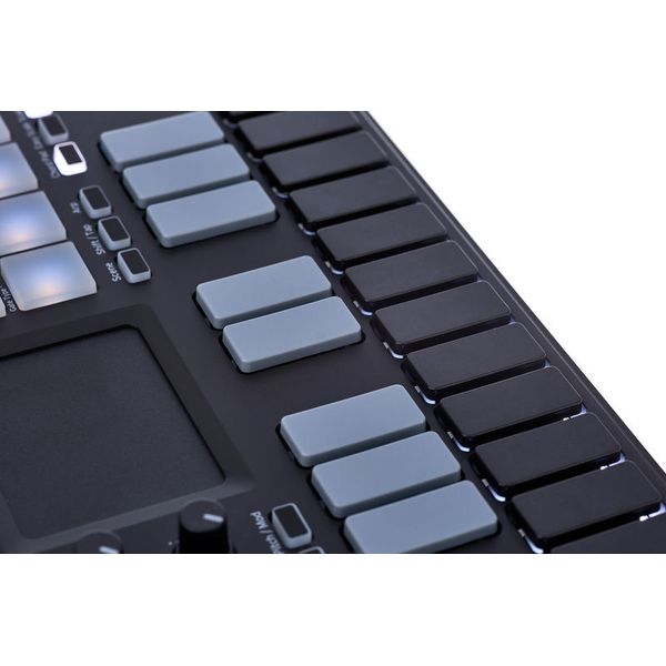 Korg nanoKEY Studio