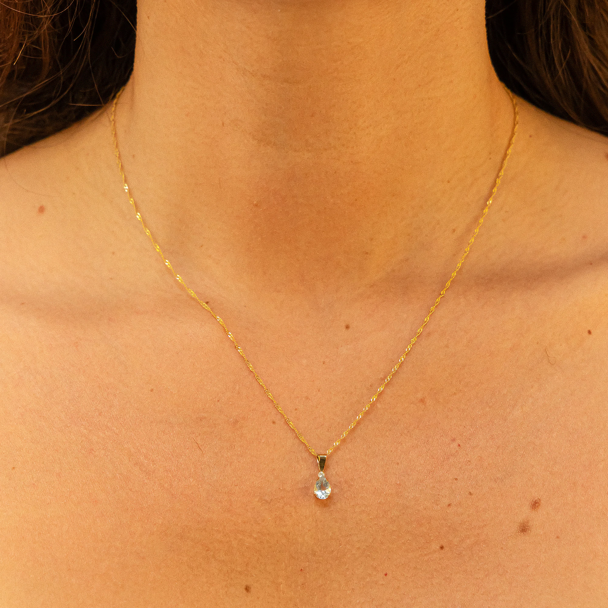 Fascination by Ellen K. Halskette 375 Gold mit Blautopas (beh.) und Zirkonia weiß