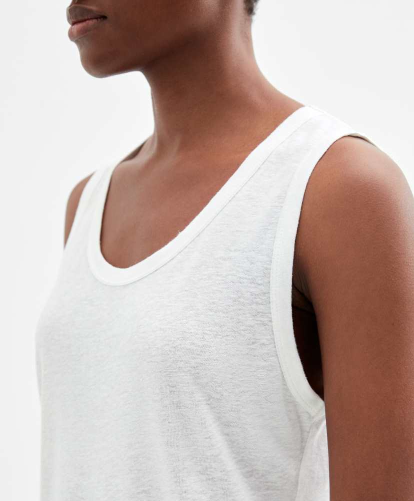 Camiseta de linho sem mangas